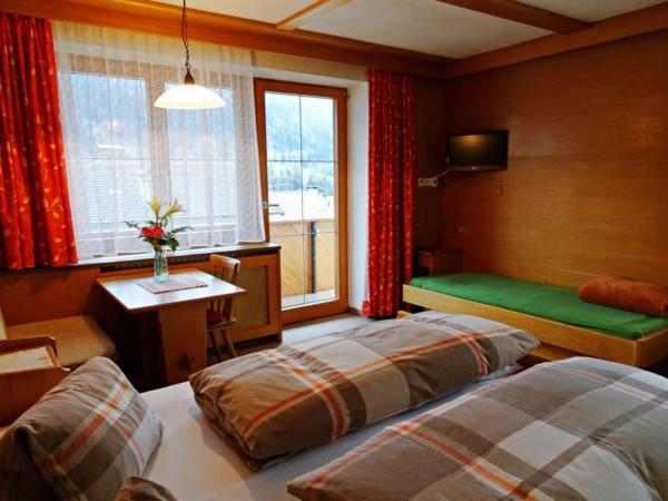 Haus Christina Hotel ทรินส์ ภายนอก รูปภาพ